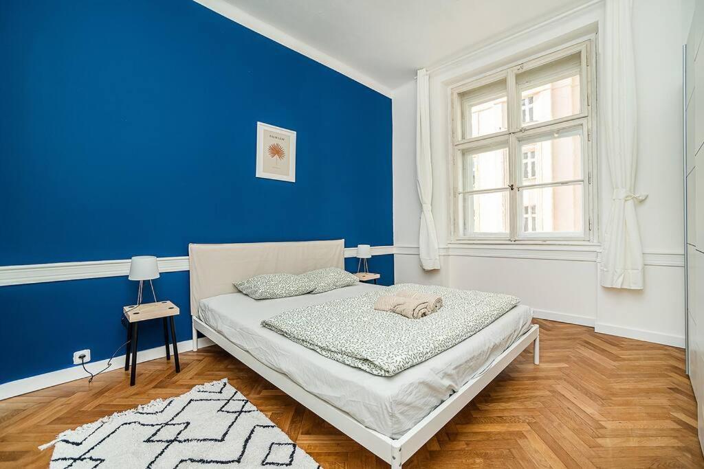 Cozy In Hipster Area Apartmán *