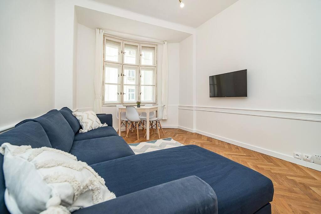 Cozy In Hipster Area Apartmán *
